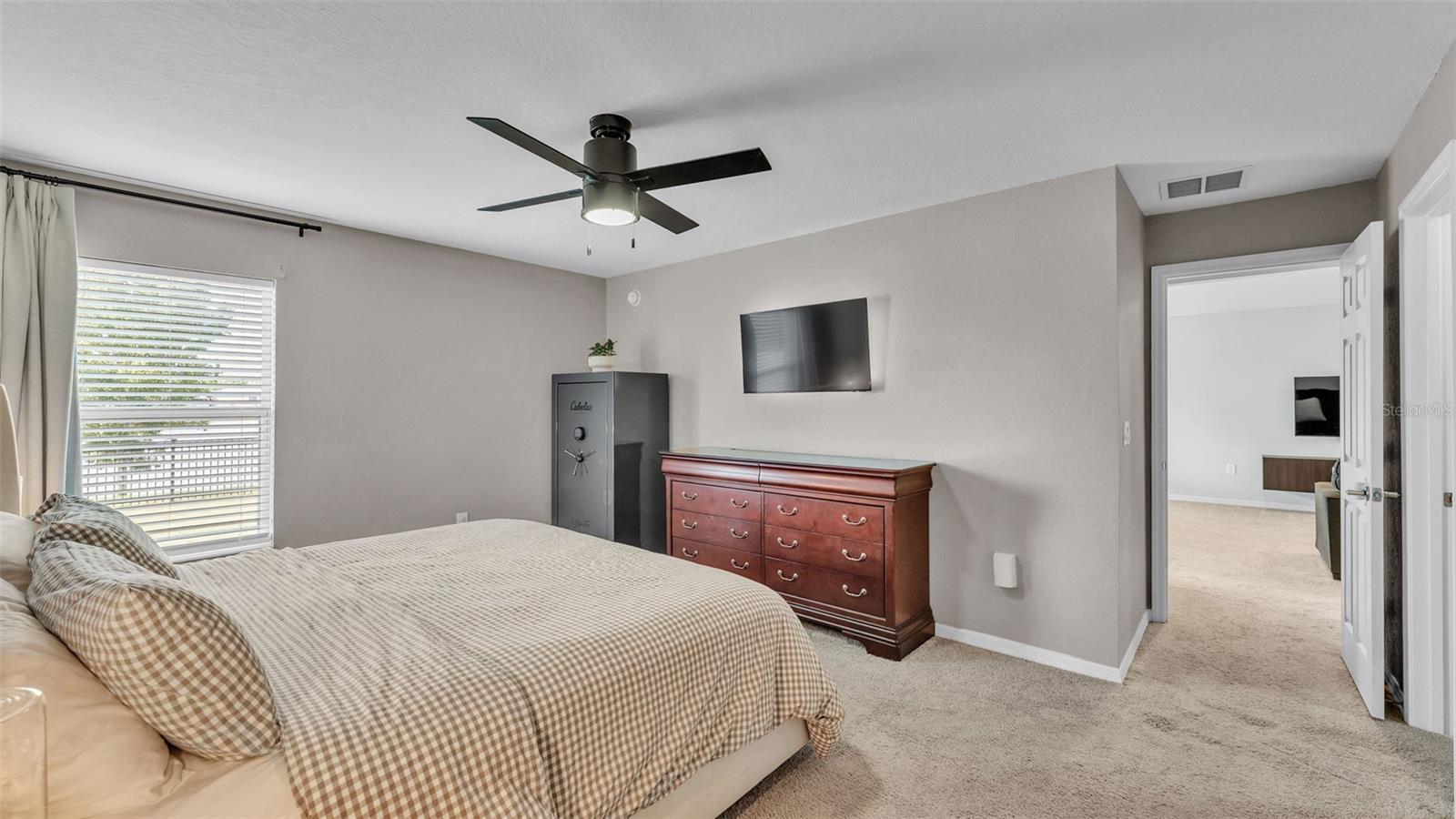 Image 16 of 38 For 3739 Peregrine Way