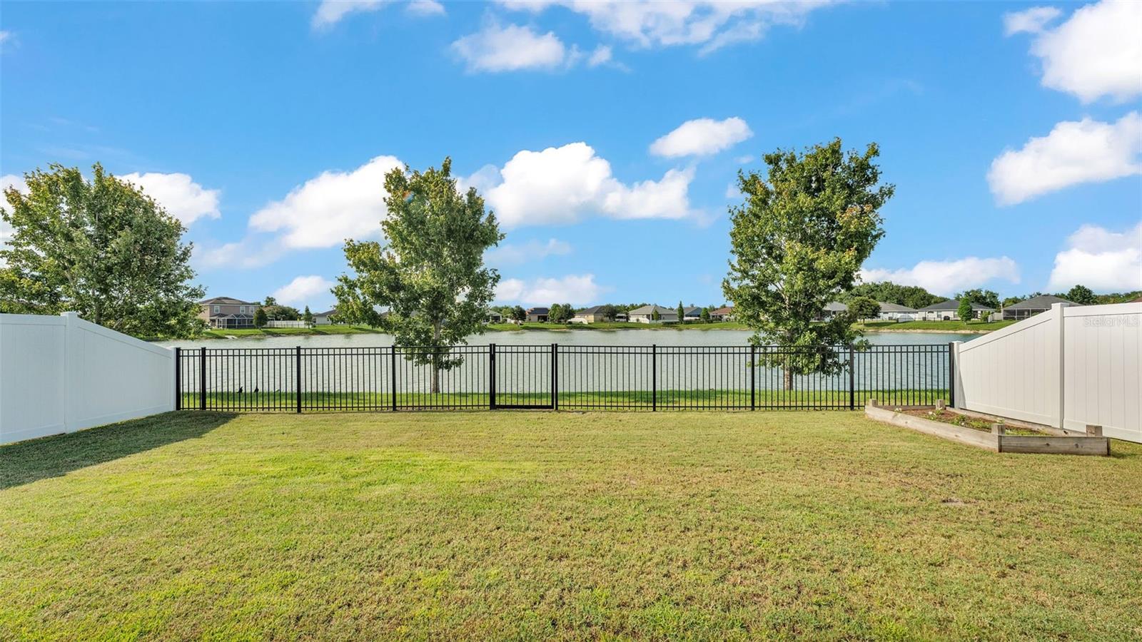 Image 3 of 38 For 3739 Peregrine Way