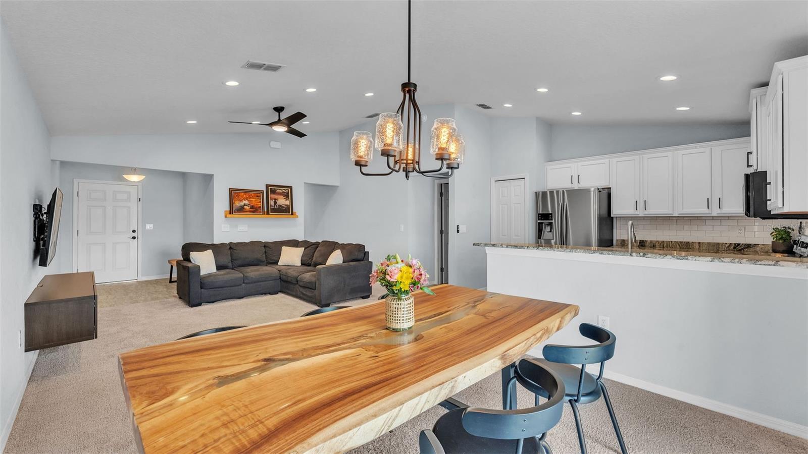 Image 6 of 38 For 3739 Peregrine Way