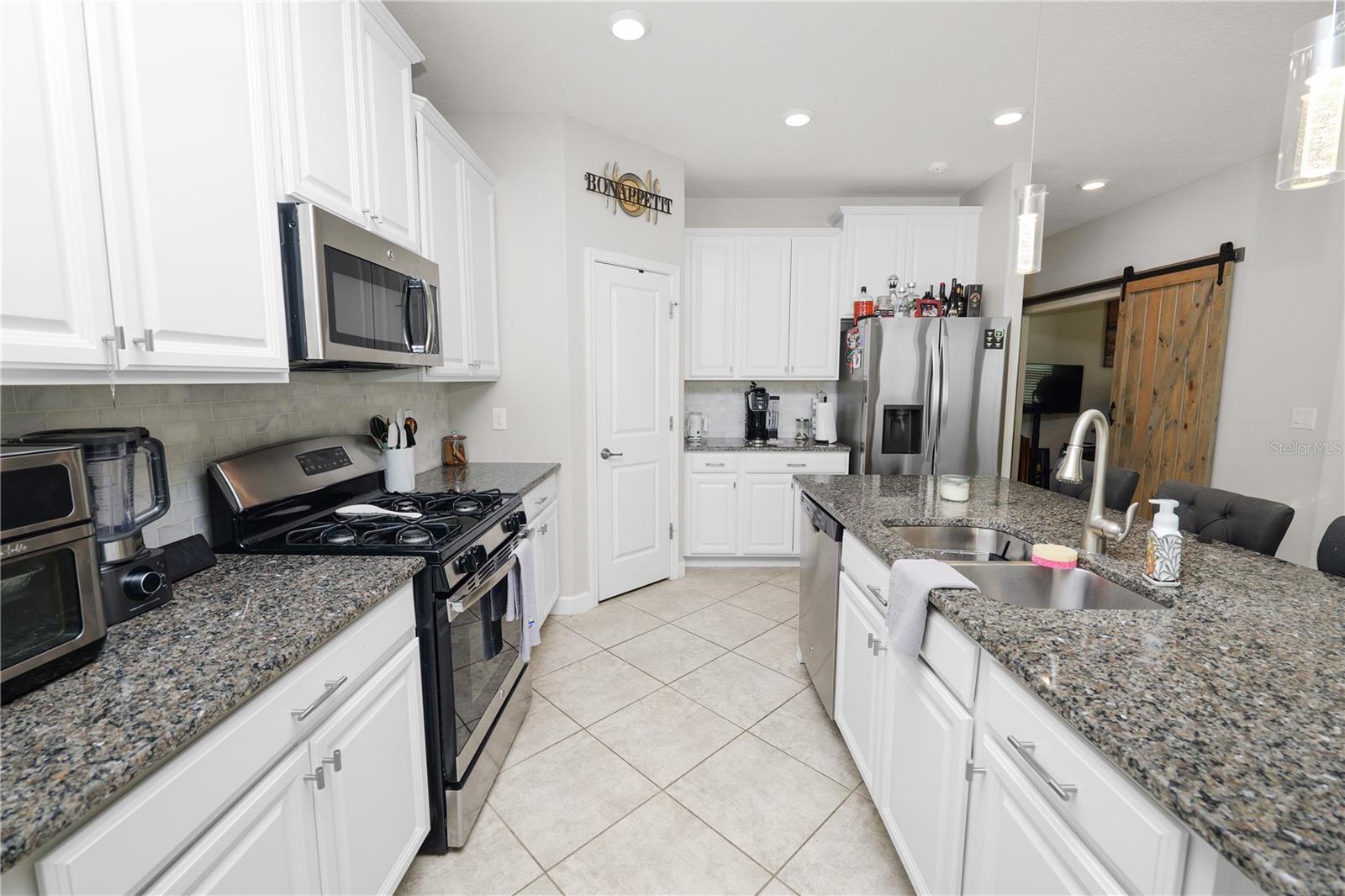 Image 14 of 52 For 1044 Oliveto Verdi Court