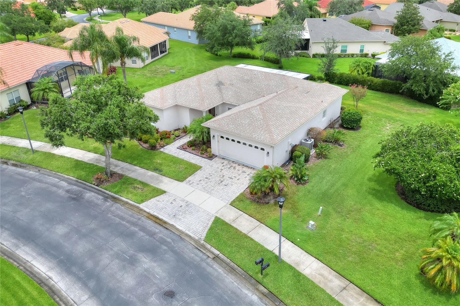 Image 17 of 64 For 657 Shorehaven Drive