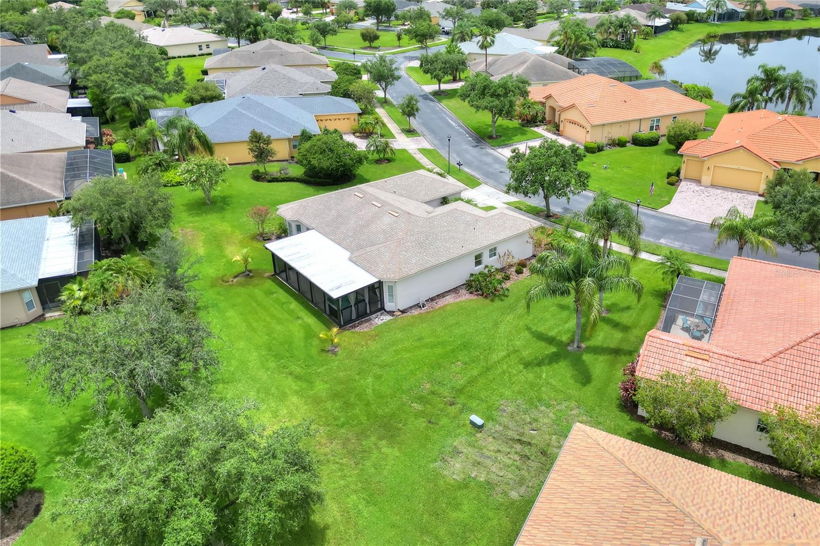 Image 49 of 64 For 657 Shorehaven Drive