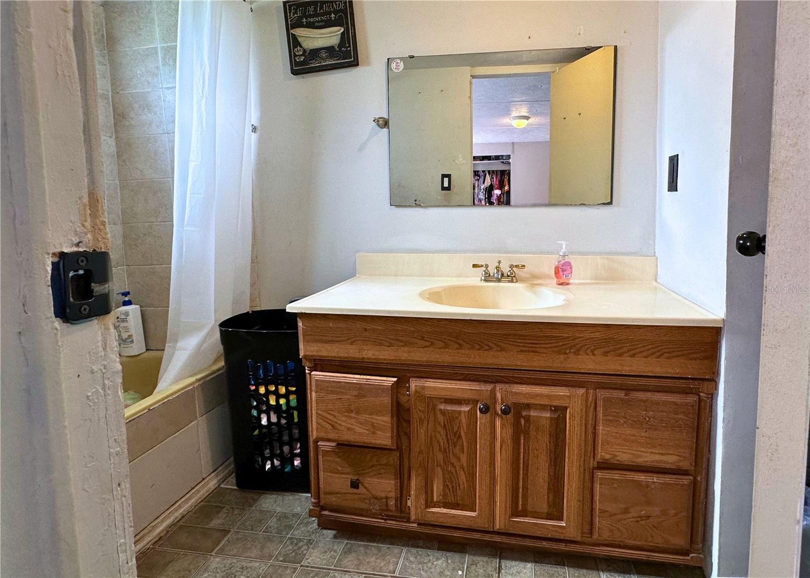 Image 13 of 16 For 4816 Rustic Court E