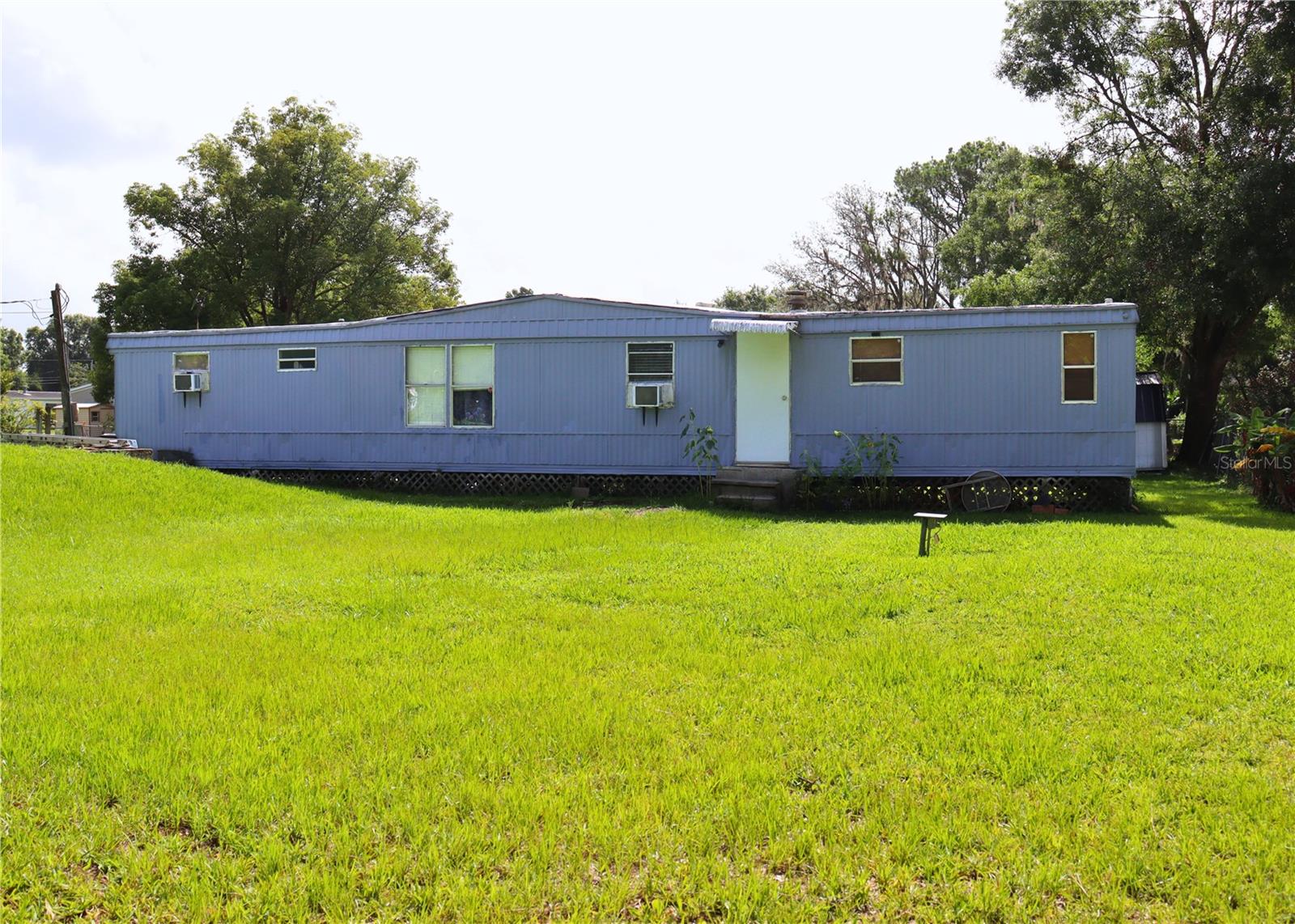 Image 3 of 16 For 4816 Rustic Court E