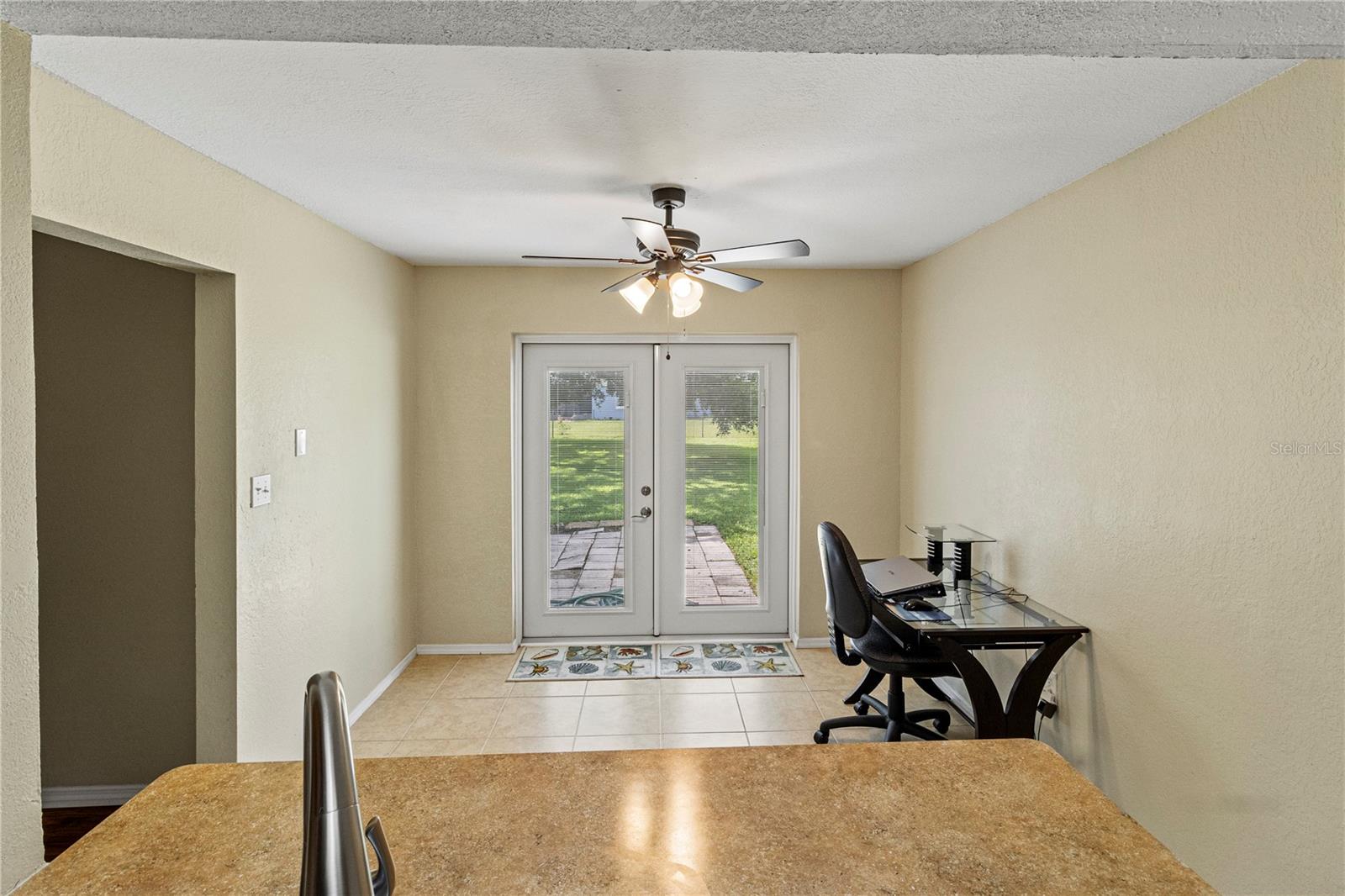 Image 13 of 43 For 3560 Sandpiper Lane