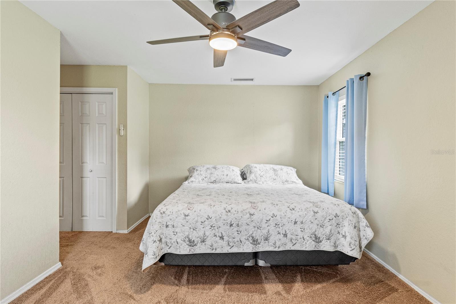 Image 16 of 43 For 3560 Sandpiper Lane