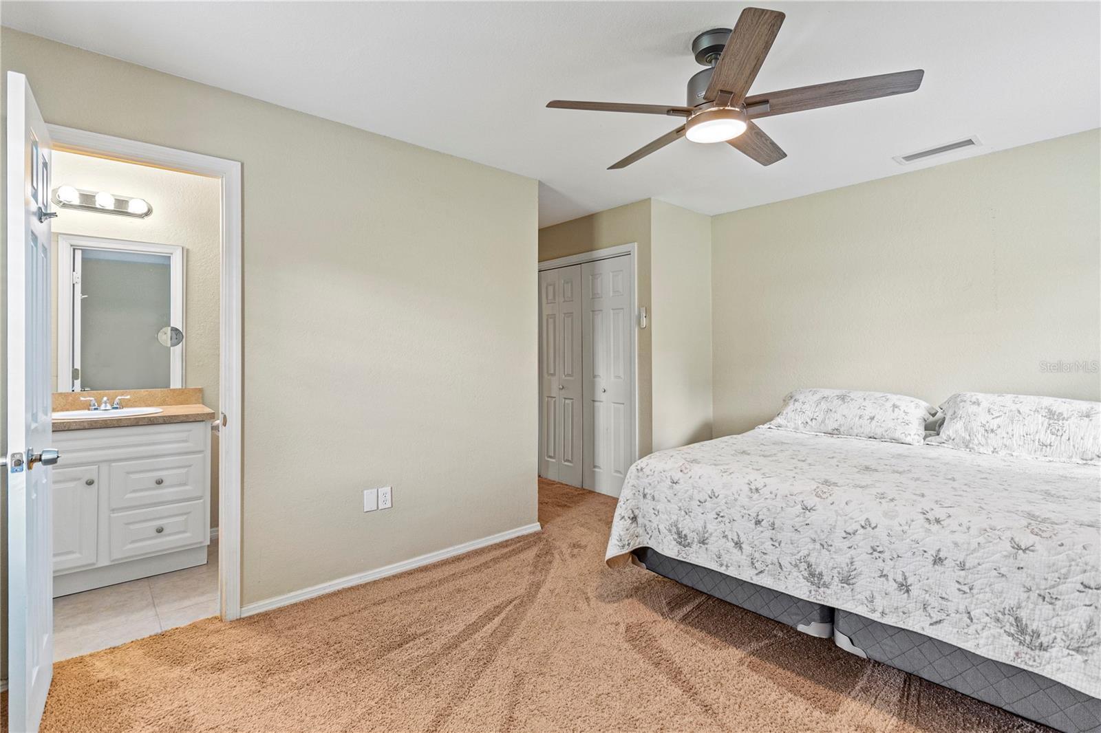 Image 17 of 43 For 3560 Sandpiper Lane