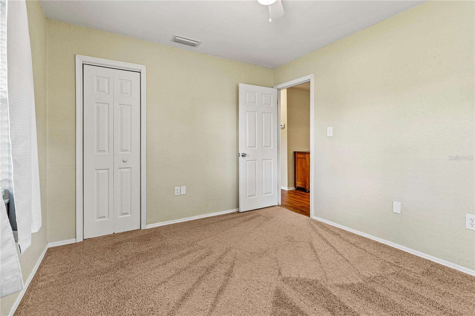 Image 19 of 43 For 3560 Sandpiper Lane