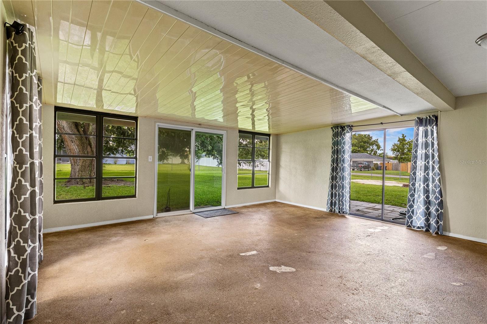 Image 27 of 43 For 3560 Sandpiper Lane