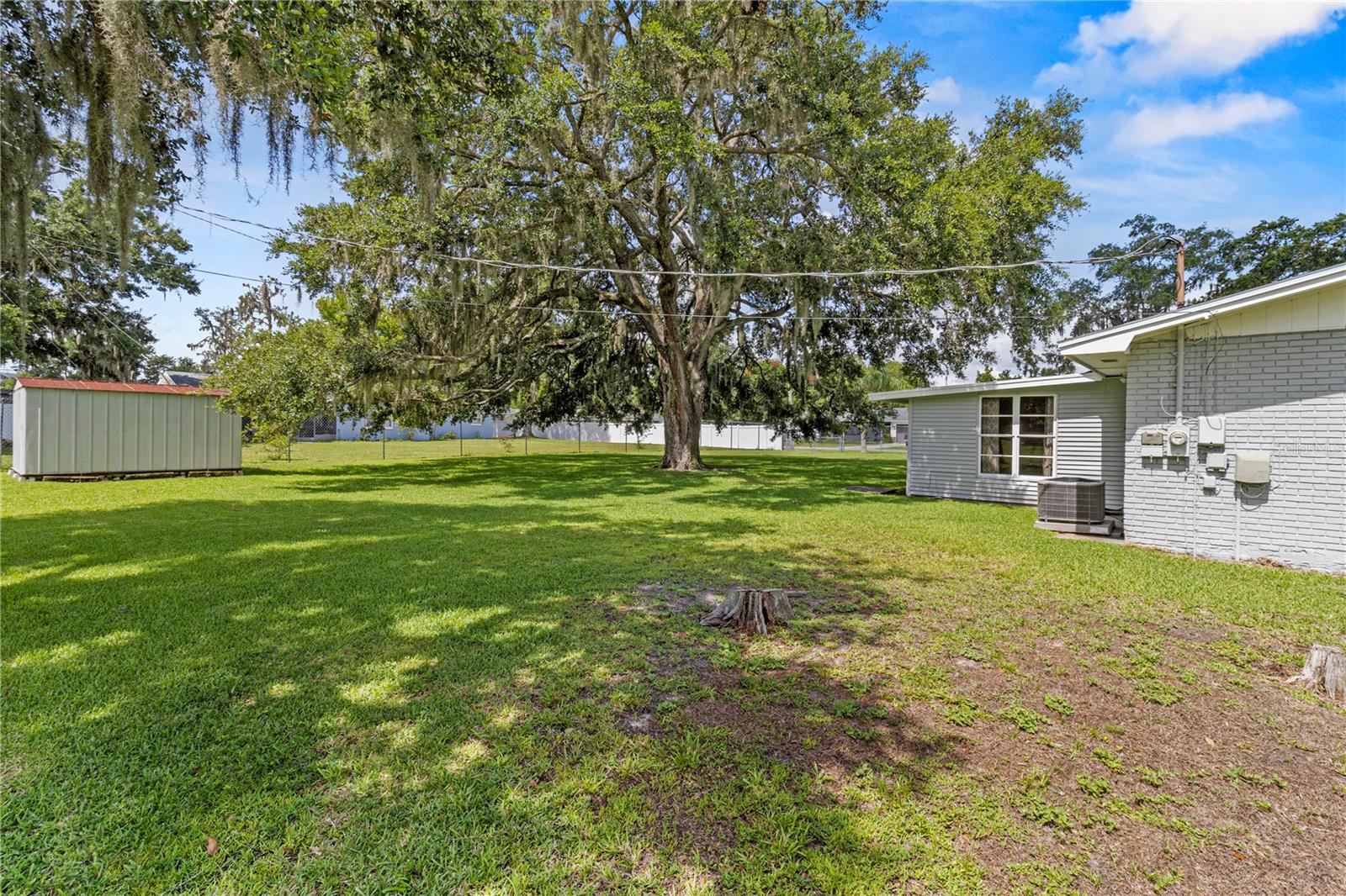 Image 29 of 43 For 3560 Sandpiper Lane