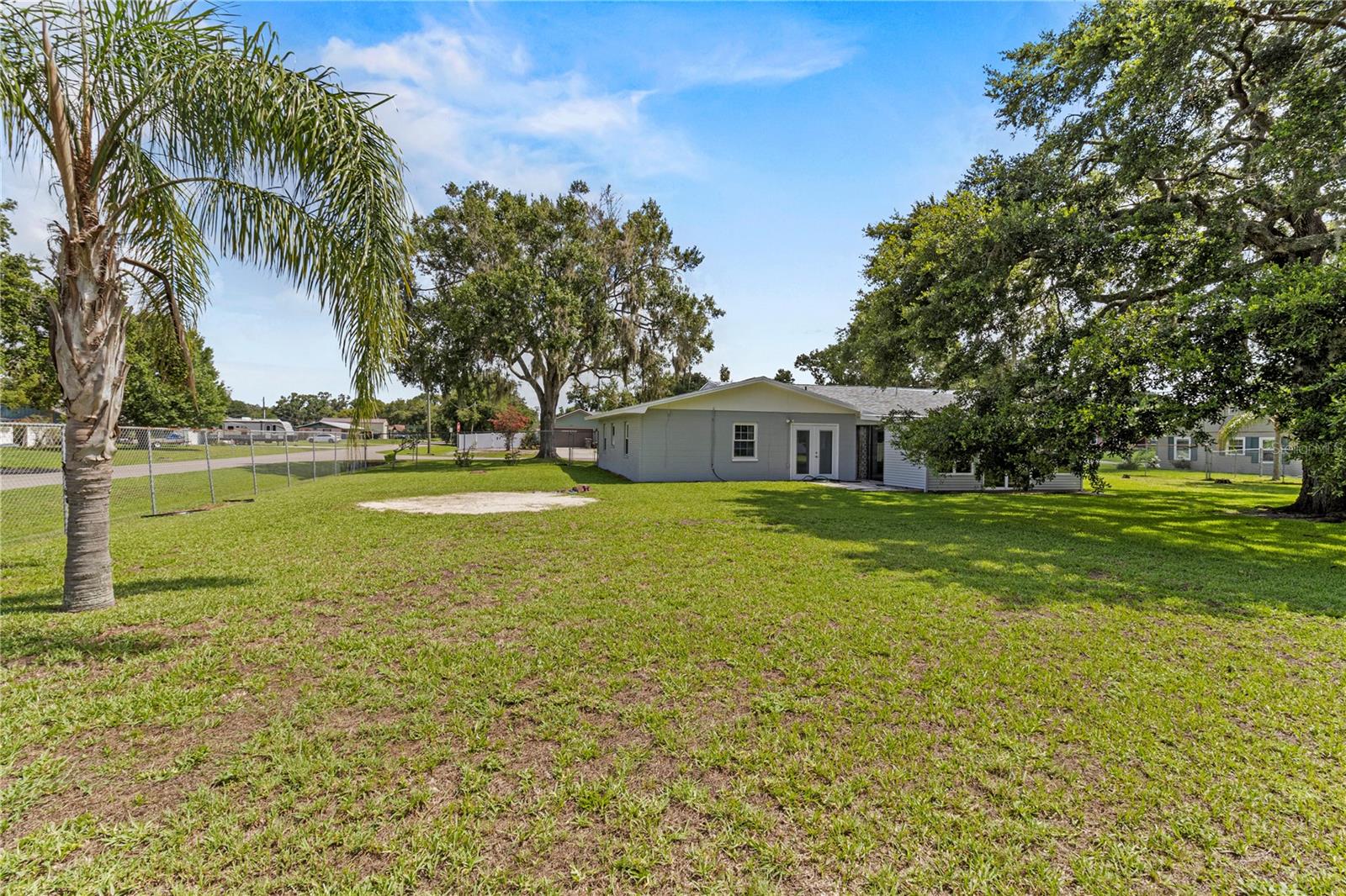 Image 33 of 43 For 3560 Sandpiper Lane