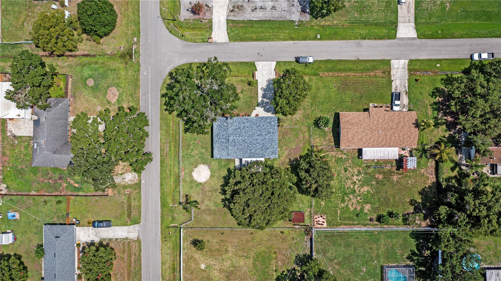Image 38 of 43 For 3560 Sandpiper Lane