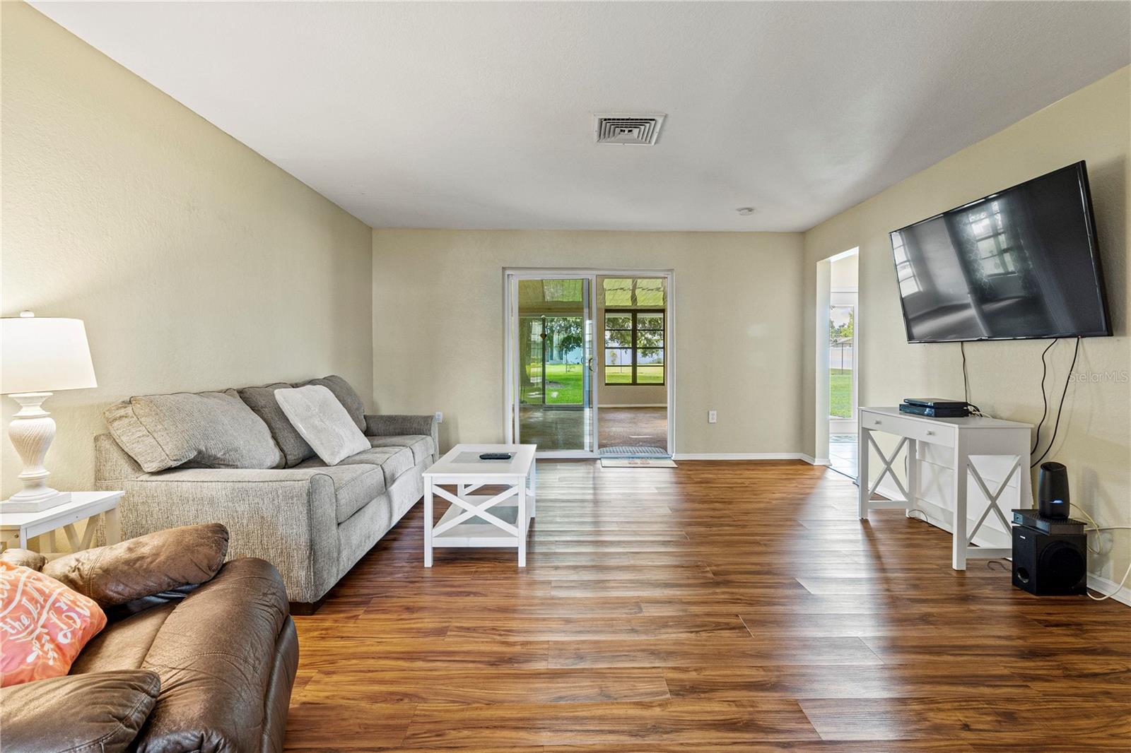 Image 6 of 43 For 3560 Sandpiper Lane