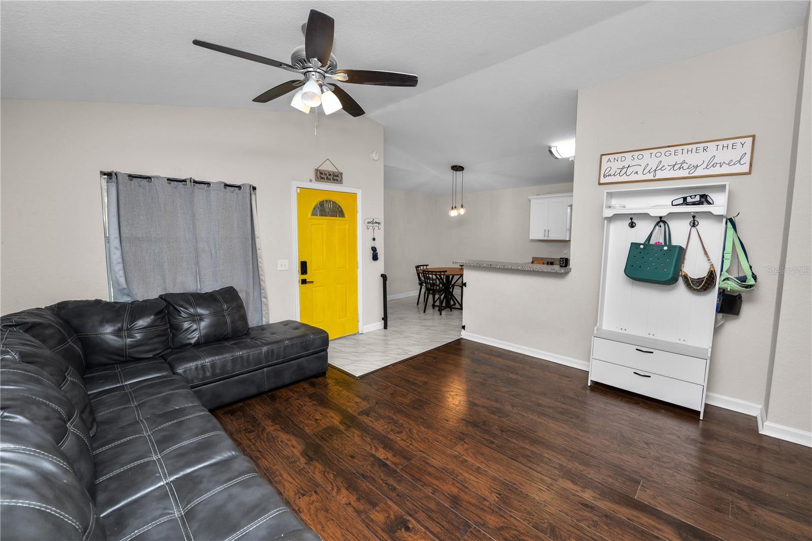 Image 6 of 25 For 3015 Thornhill Road