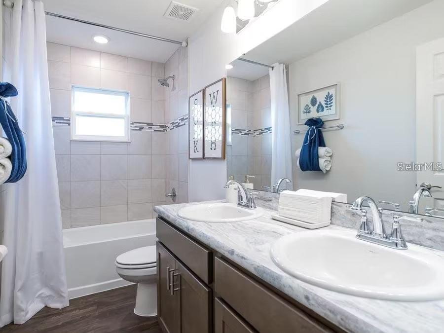Image 4 of 8 For 2231 Summerlake Court