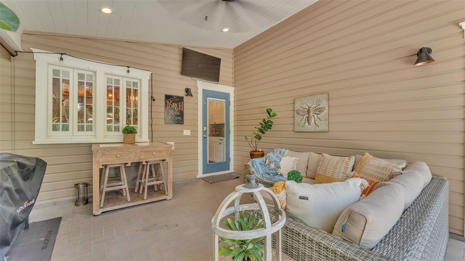 Image 12 of 45 For 608 Finney Street