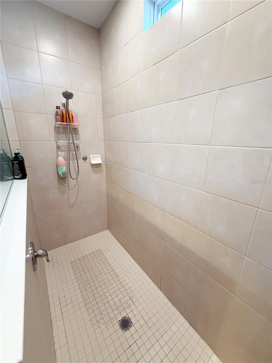 Image 16 of 42 For 17637 Serenoa Boulevard