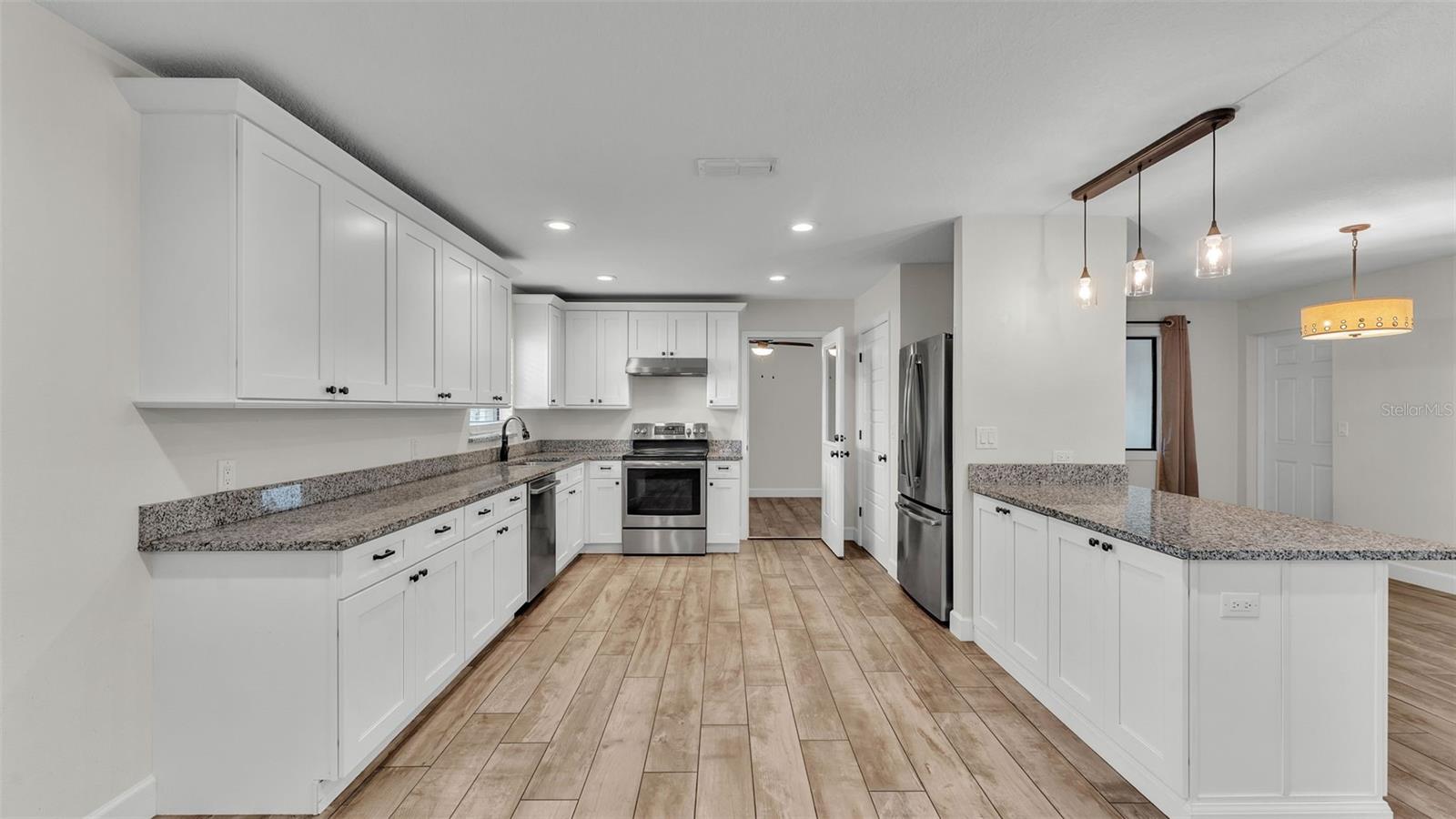 Image 10 of 46 For 4622 Grovecrest Drive