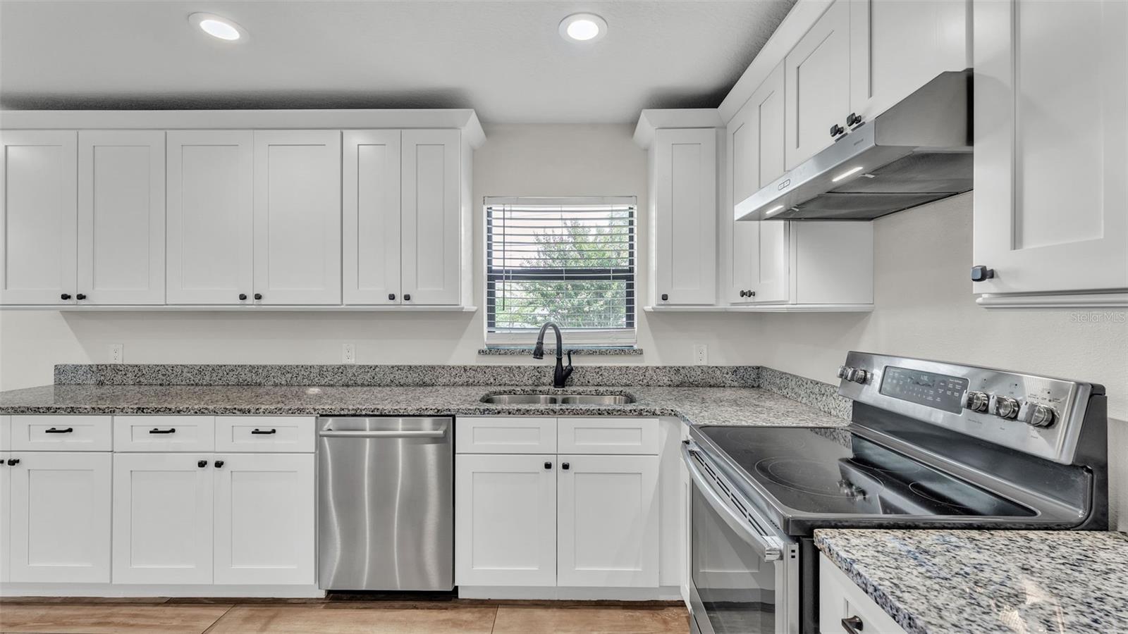 Image 12 of 46 For 4622 Grovecrest Drive