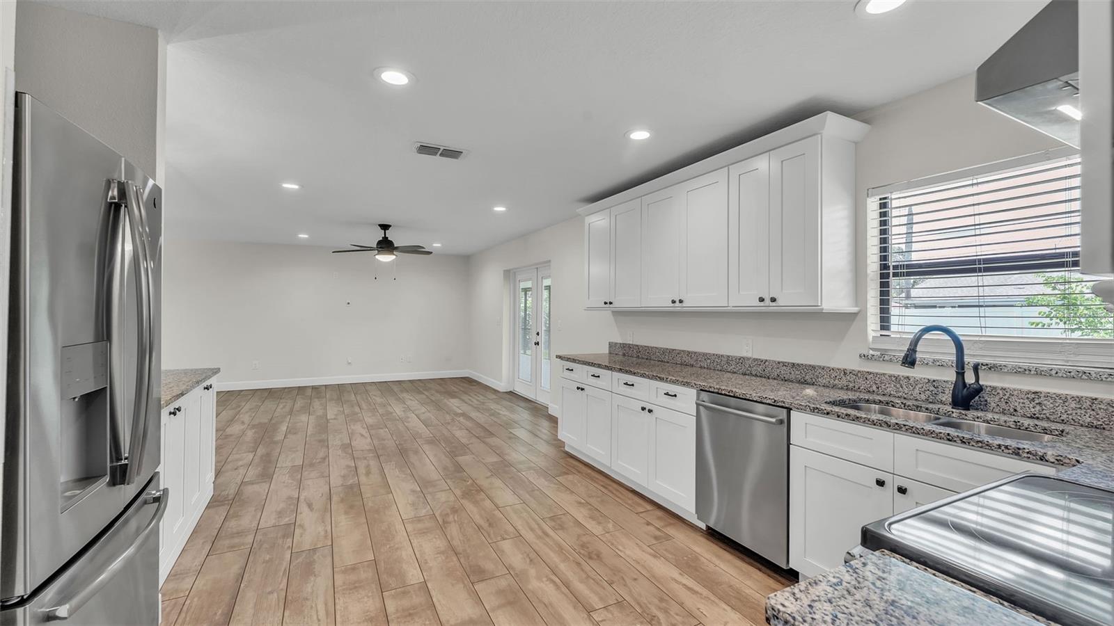 Image 13 of 46 For 4622 Grovecrest Drive