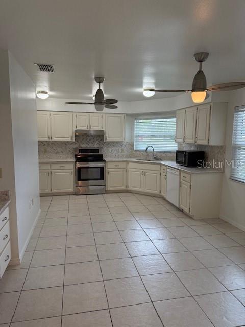 Image 12 of 37 For 2235 Grand Cypress Drive 561