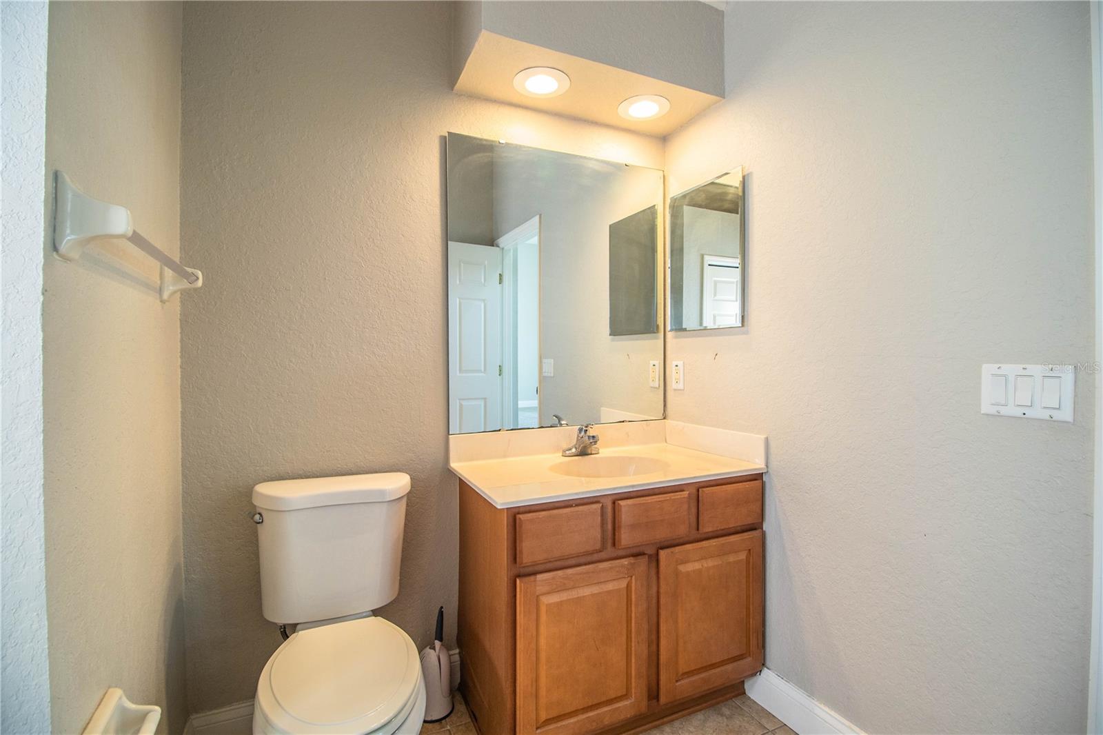 Image 40 of 63 For 6806 Huntington Hills Boulevard