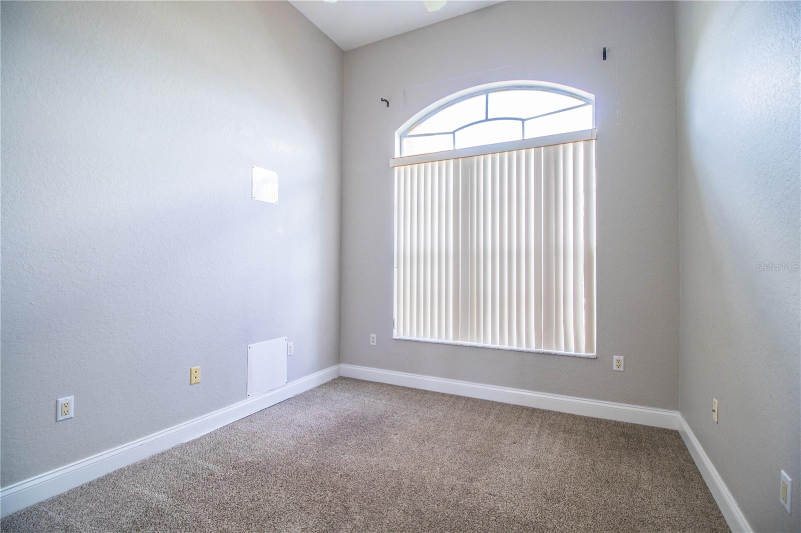 Image 46 of 63 For 6806 Huntington Hills Boulevard