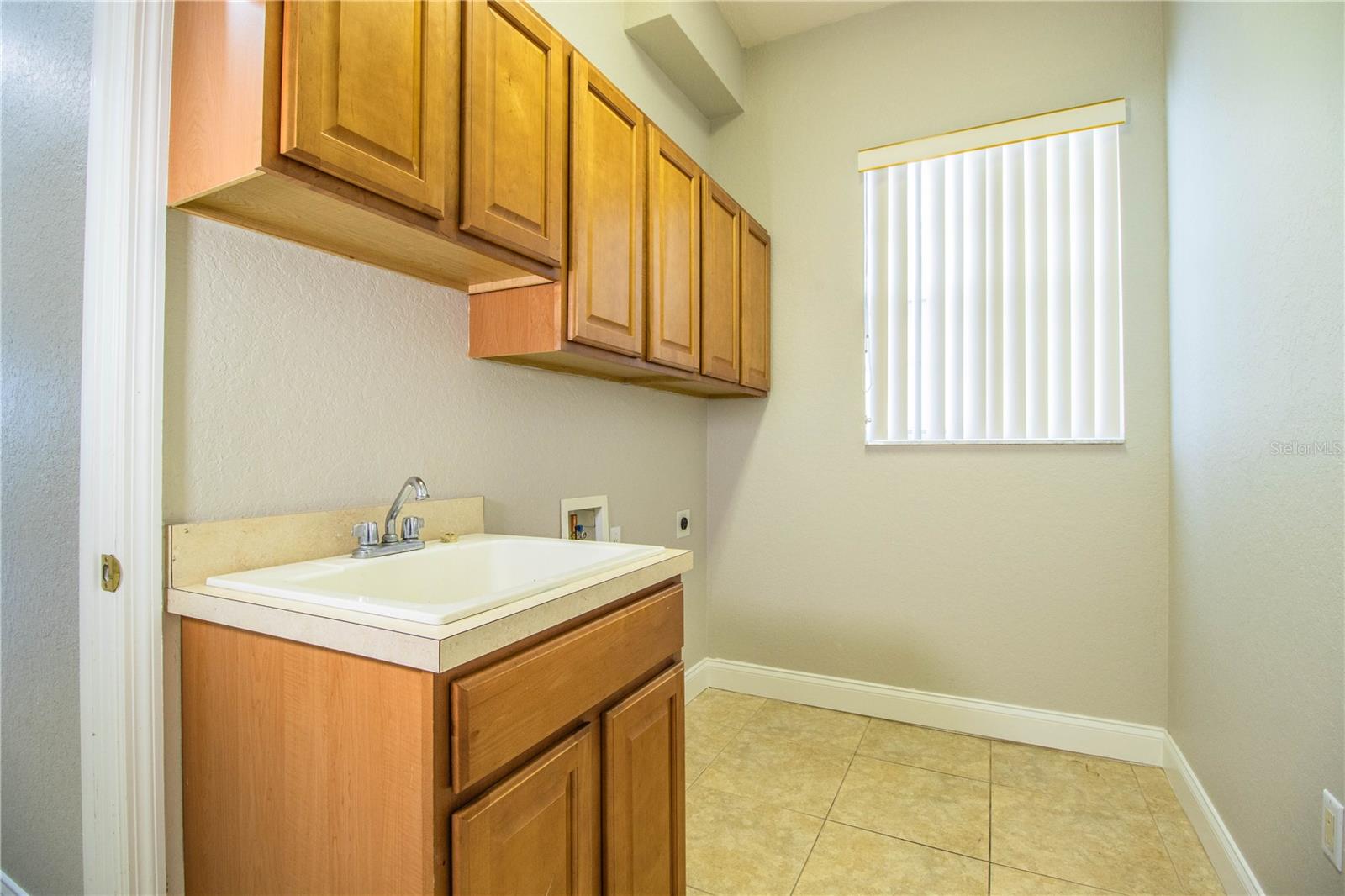 Image 47 of 63 For 6806 Huntington Hills Boulevard