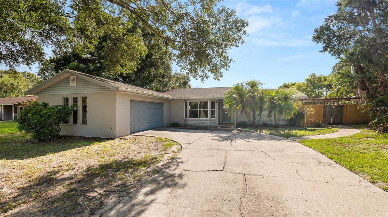 Details for 6421 Calusa Drive, LAKELAND, FL 33813