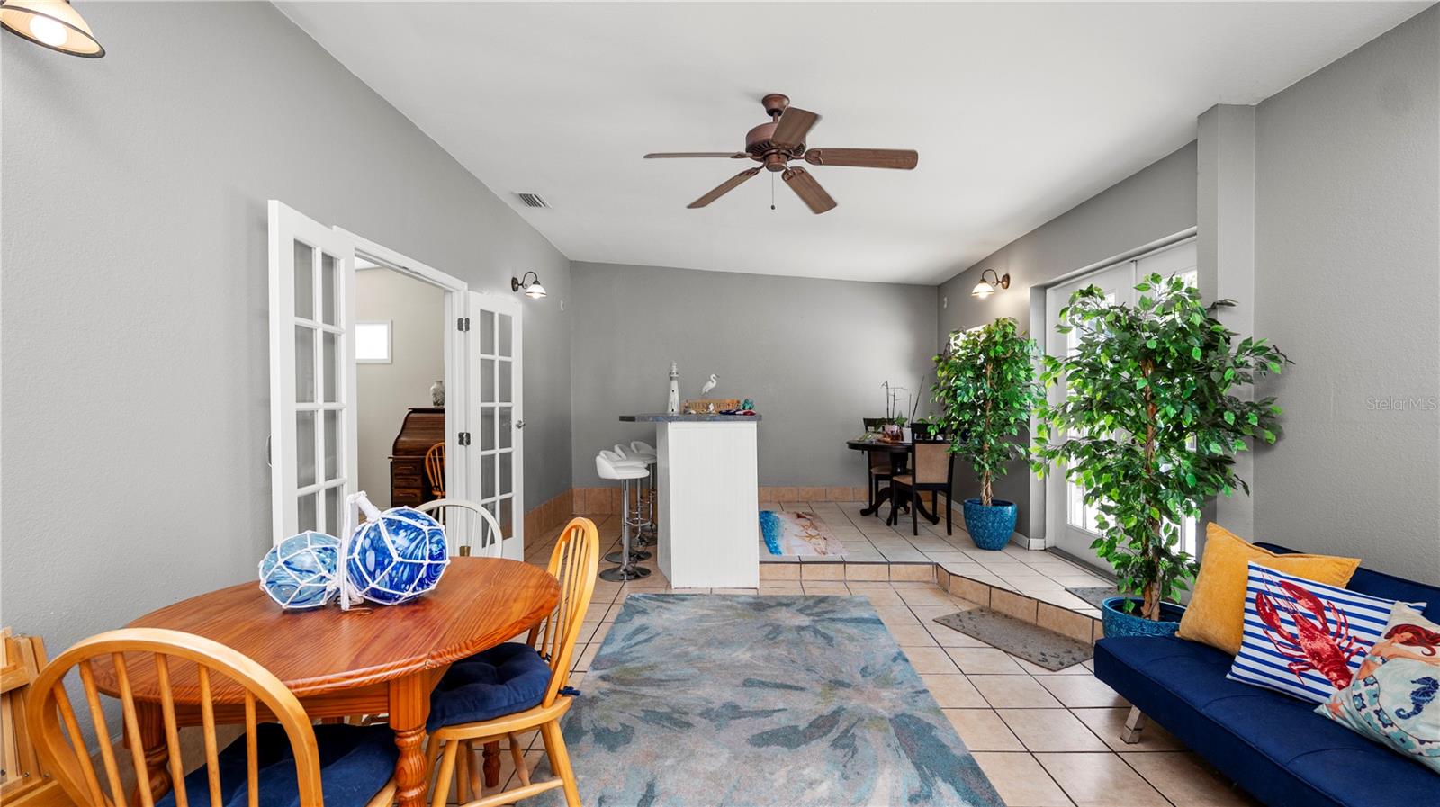 Image 15 of 42 For 6421 Calusa Drive
