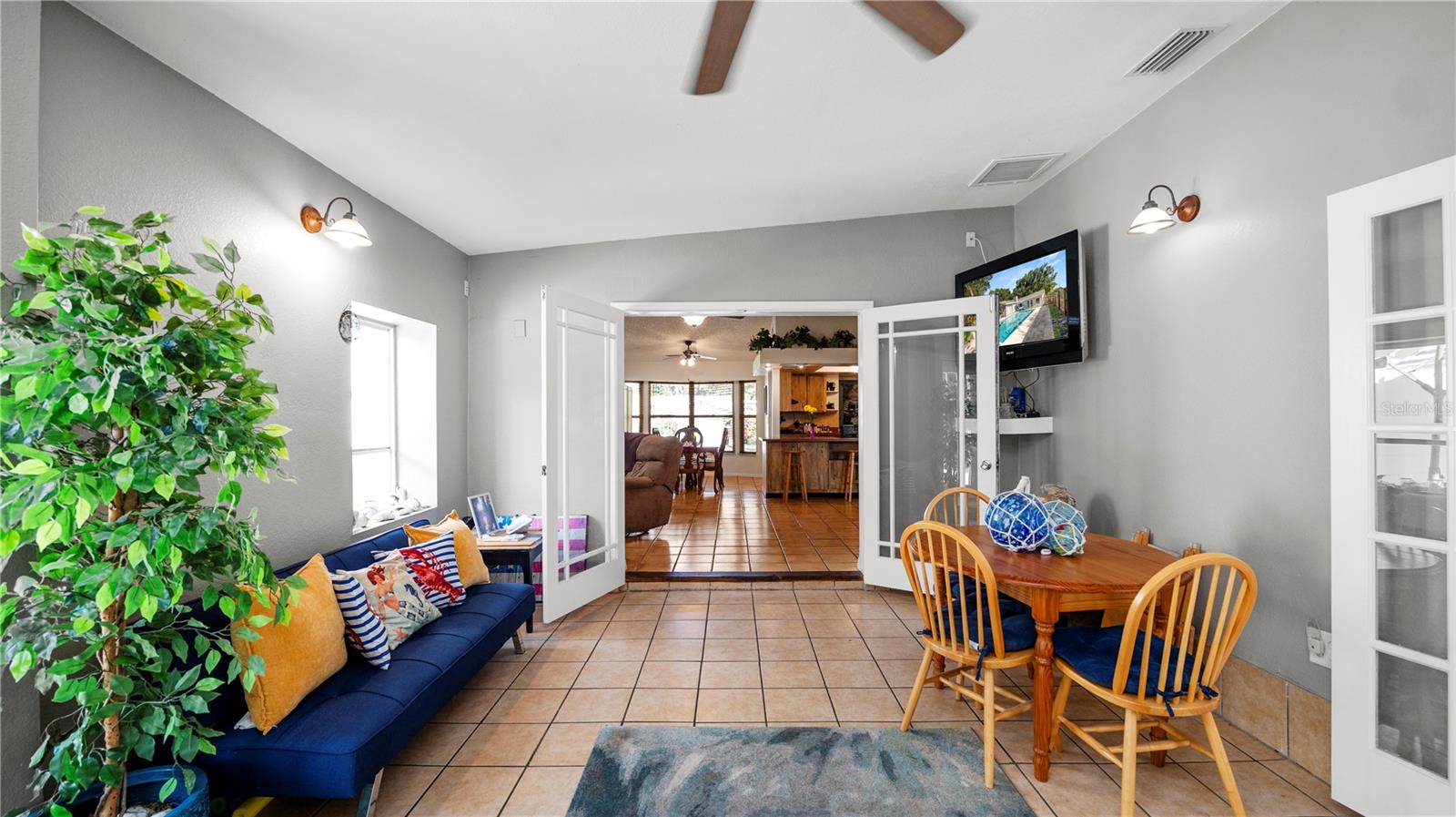 Image 22 of 42 For 6421 Calusa Drive