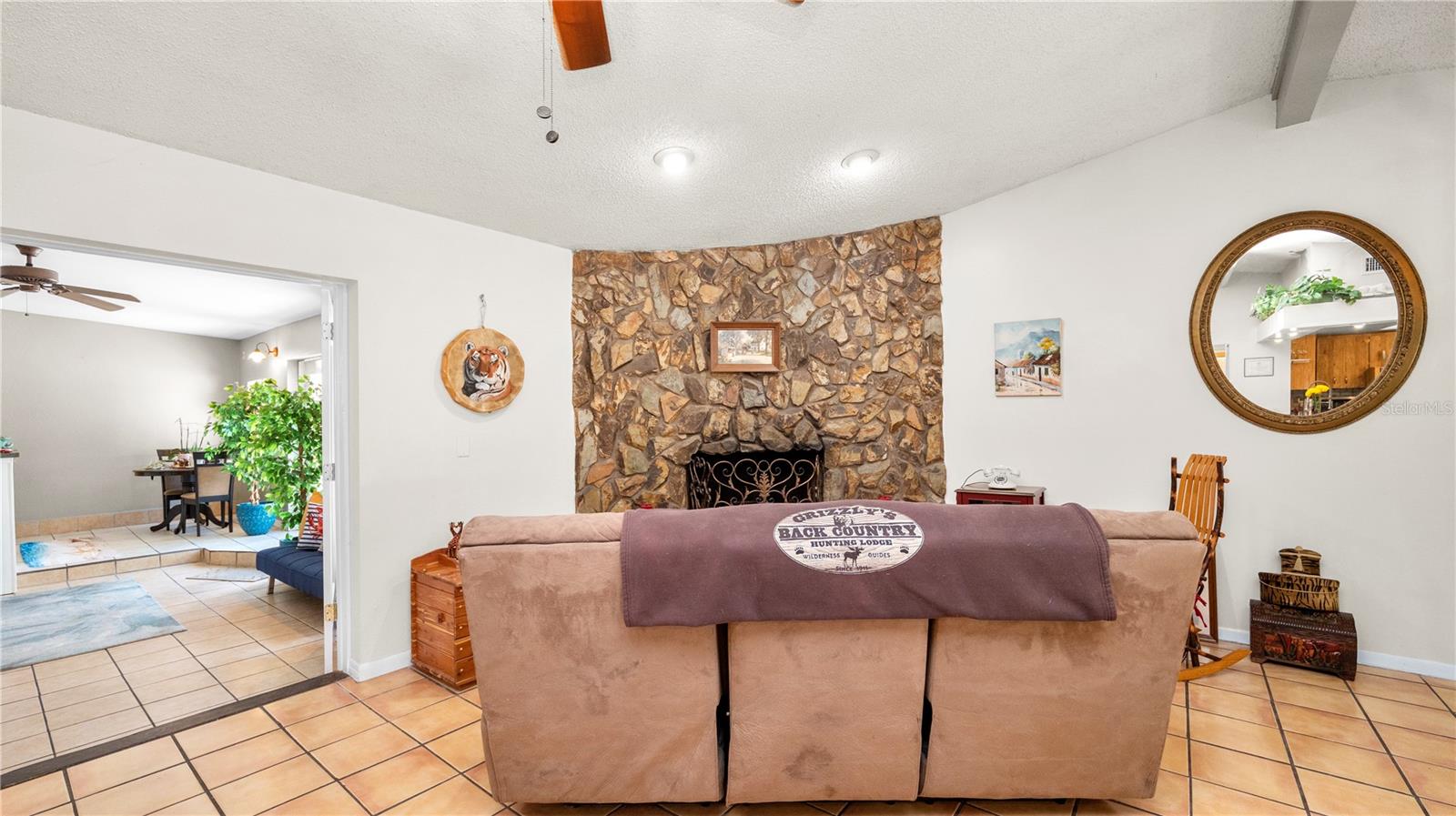 Image 4 of 42 For 6421 Calusa Drive