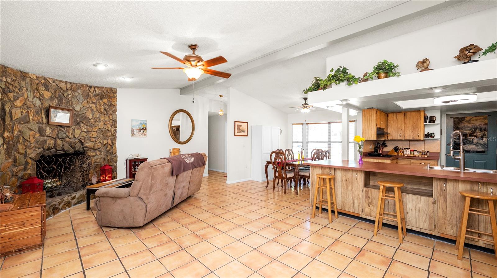Image 5 of 42 For 6421 Calusa Drive