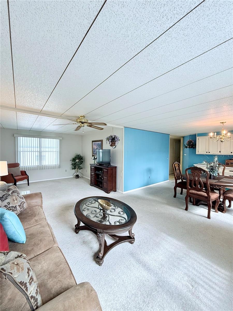 Image 18 of 28 For 622 Elizabeth Lane