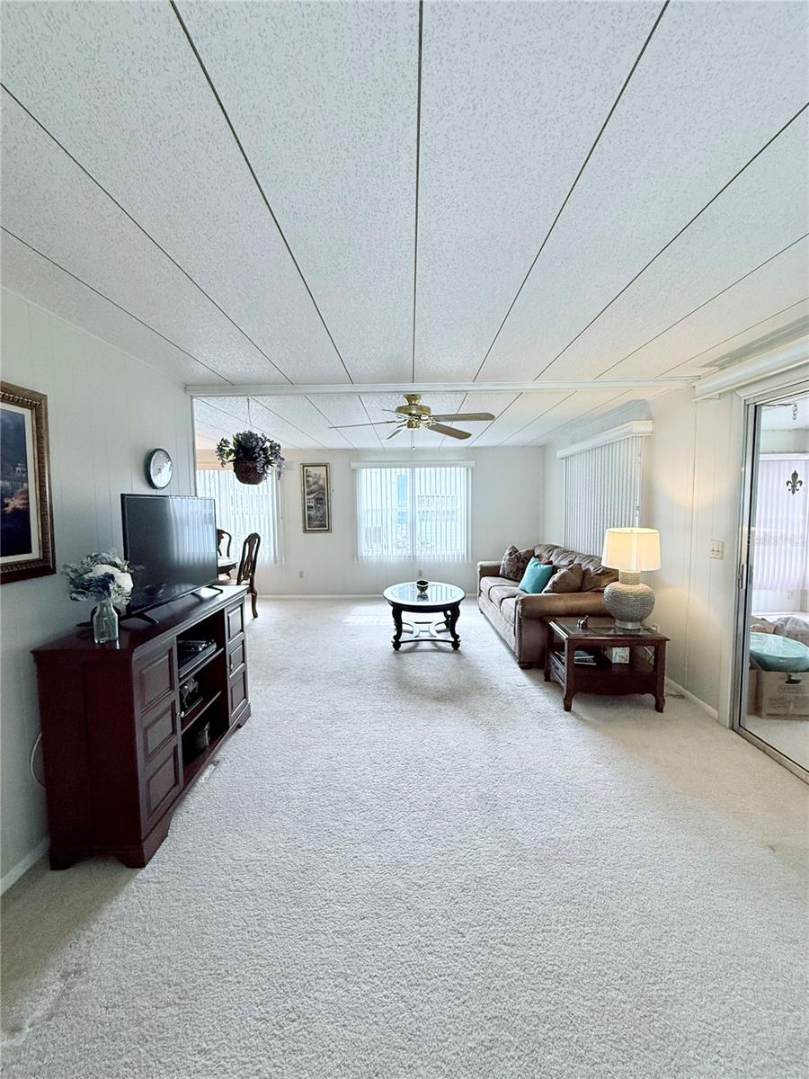 Image 20 of 28 For 622 Elizabeth Lane
