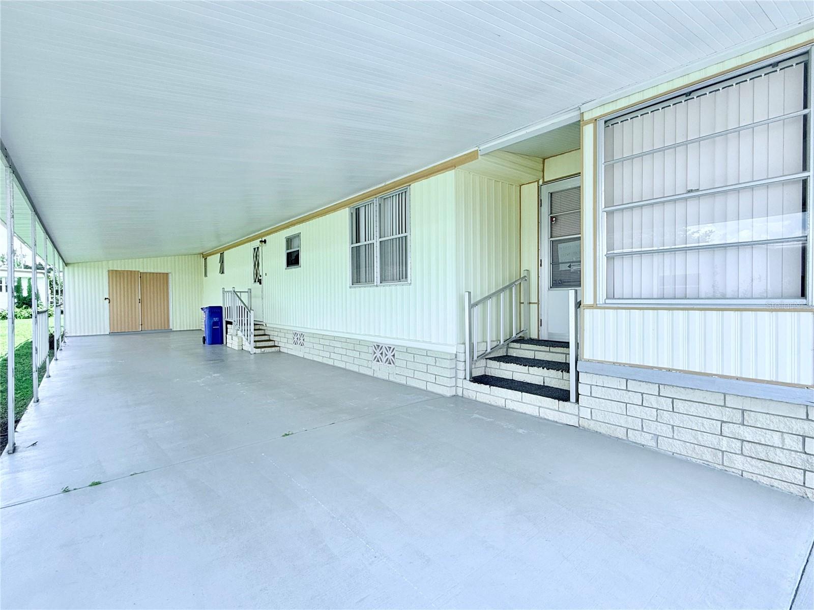 Image 4 of 28 For 622 Elizabeth Lane