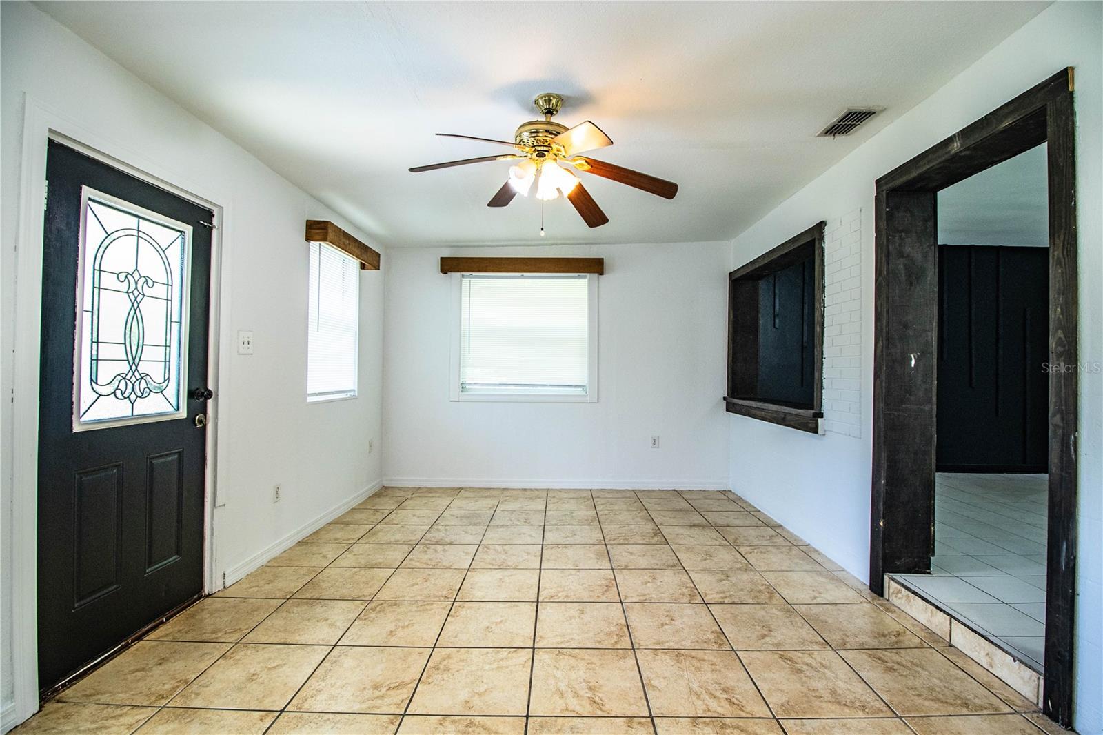 Image 13 of 68 For 1720 Park Drive