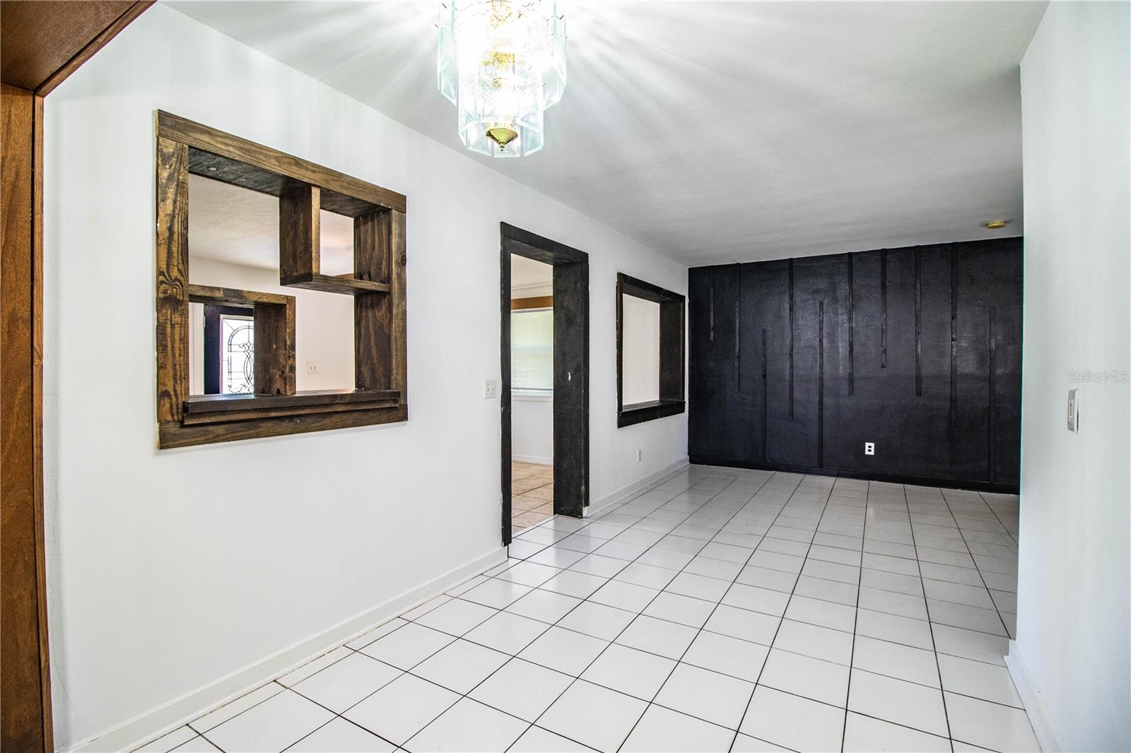 Image 17 of 68 For 1720 Park Drive