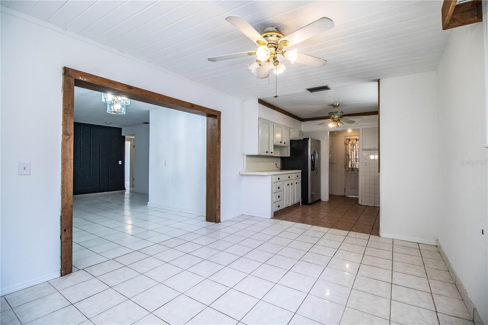 Image 20 of 68 For 1720 Park Drive