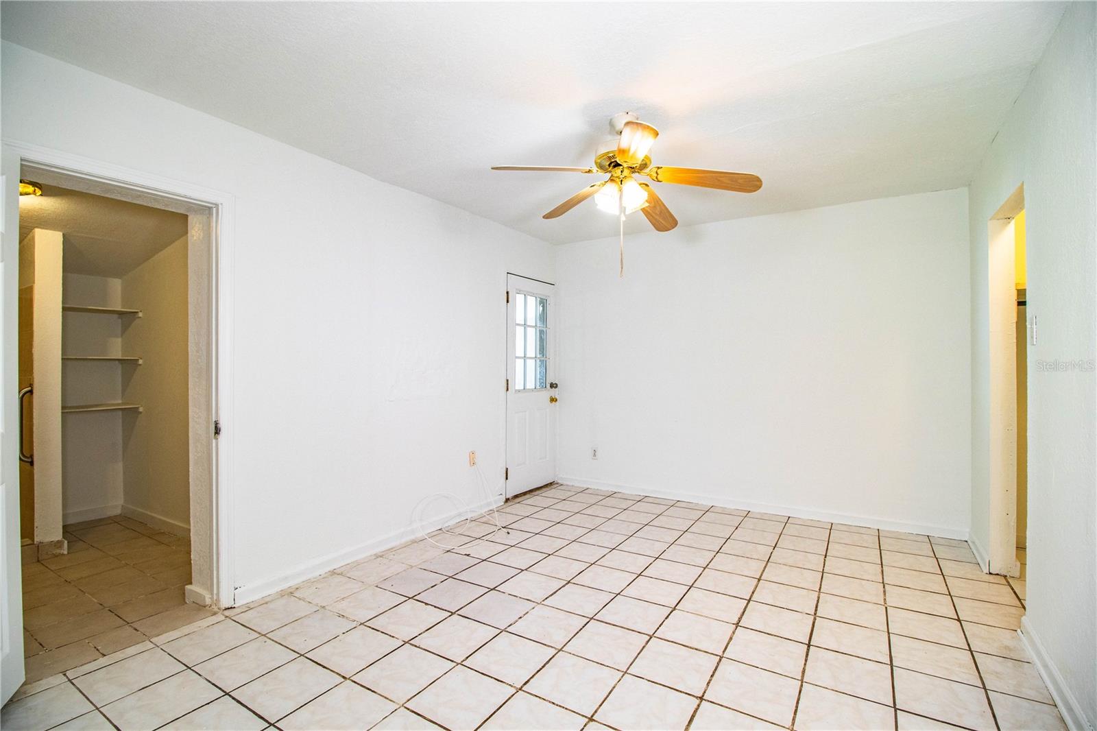 Image 21 of 68 For 1720 Park Drive