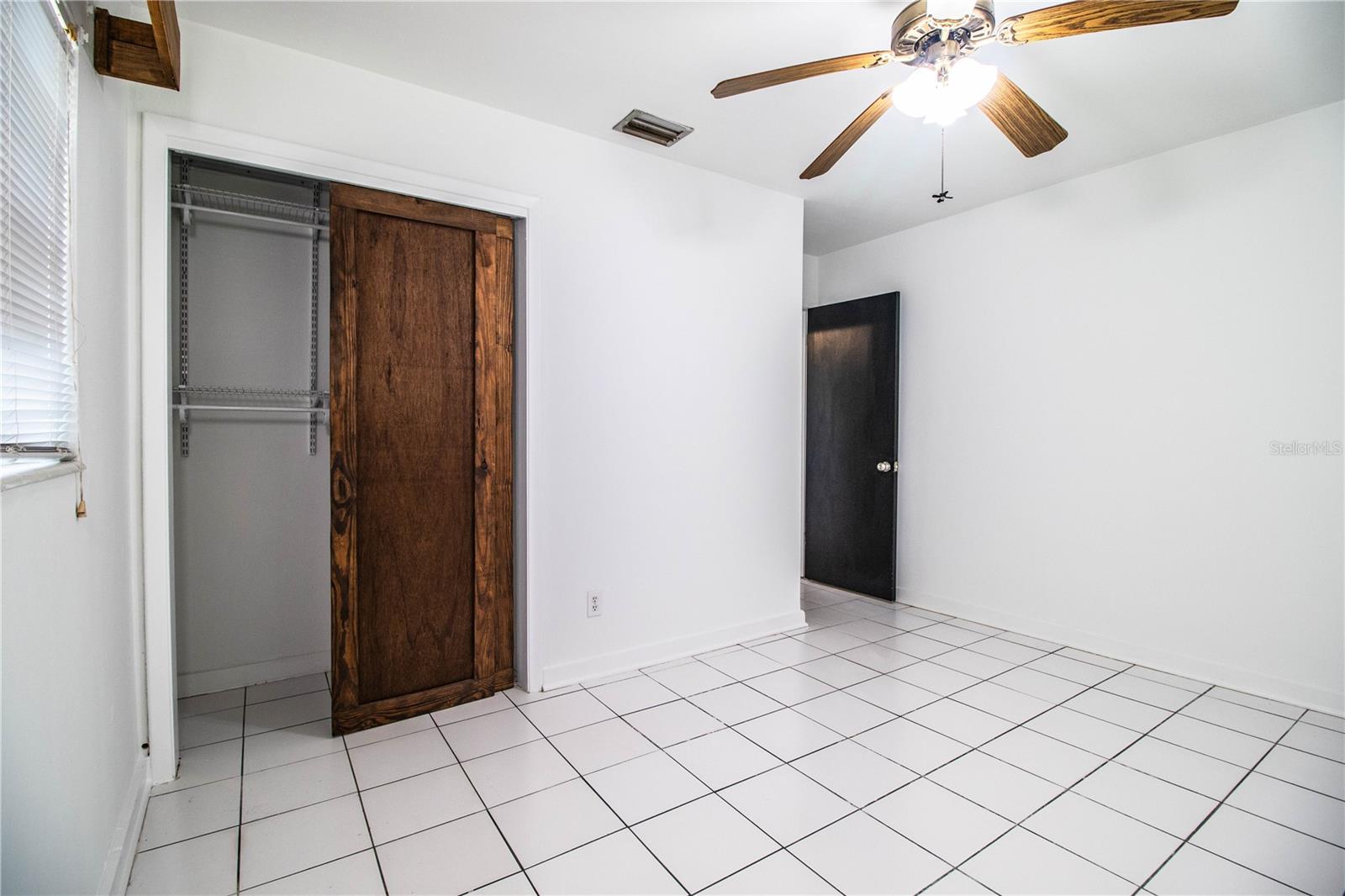 Image 30 of 68 For 1720 Park Drive