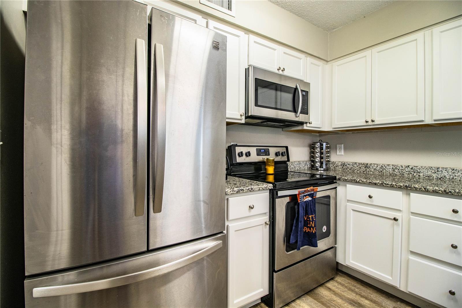Image 11 of 54 For 3542 Raintree Court