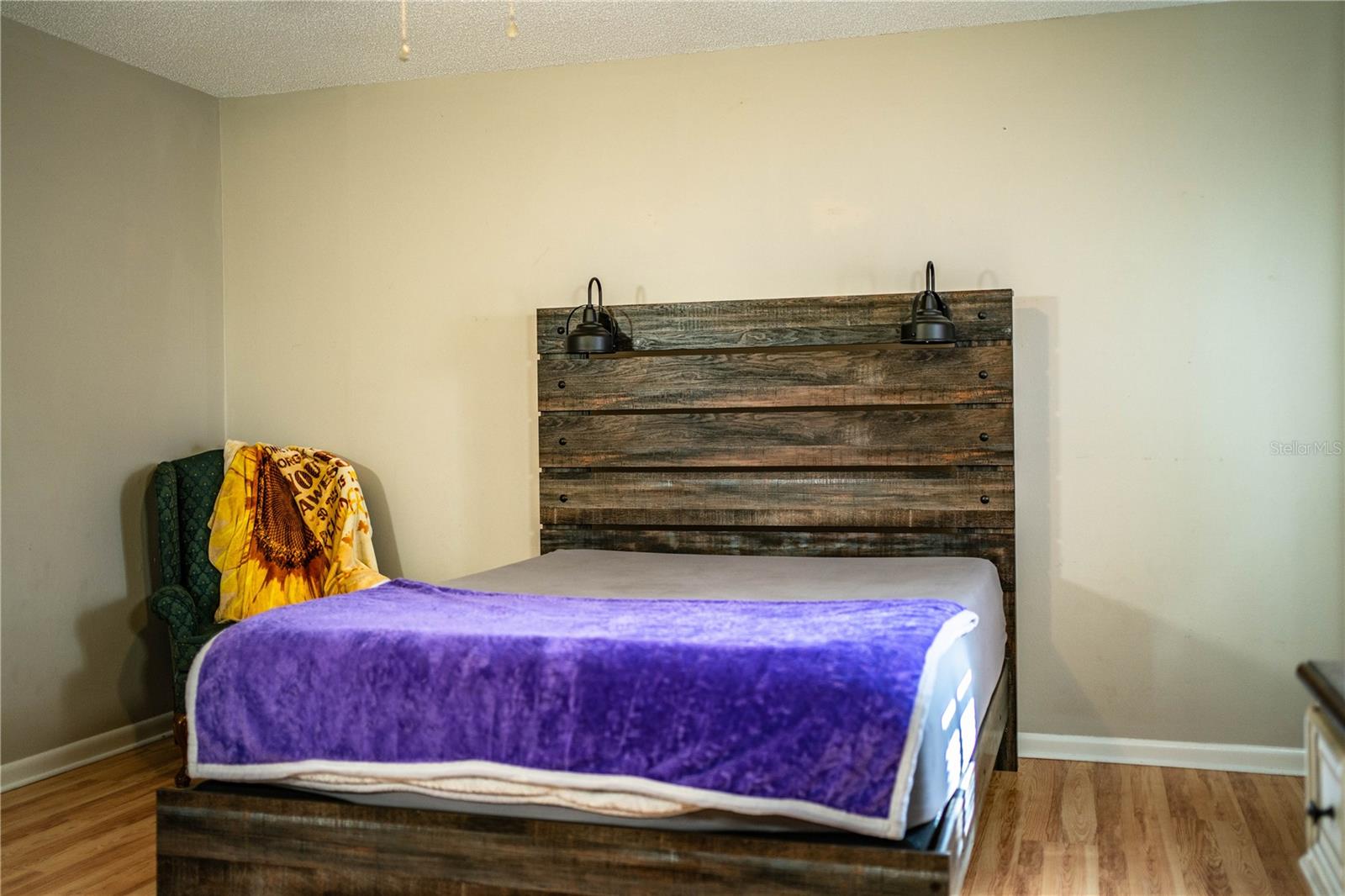 Image 33 of 54 For 3542 Raintree Court