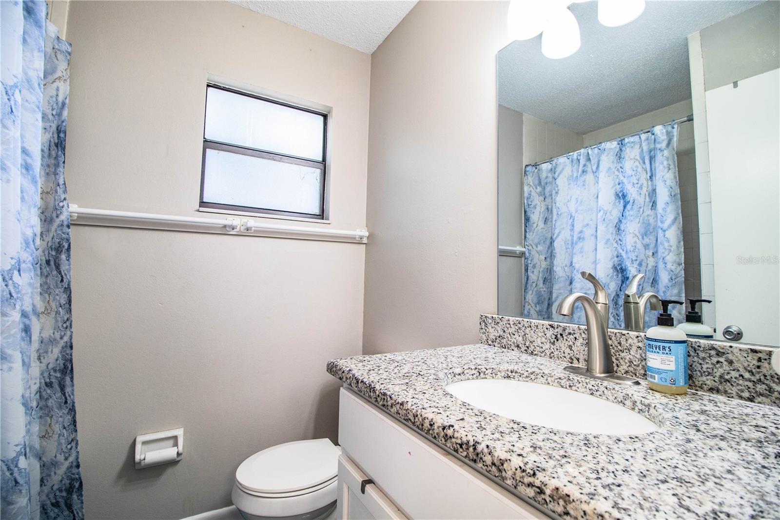 Image 40 of 54 For 3542 Raintree Court