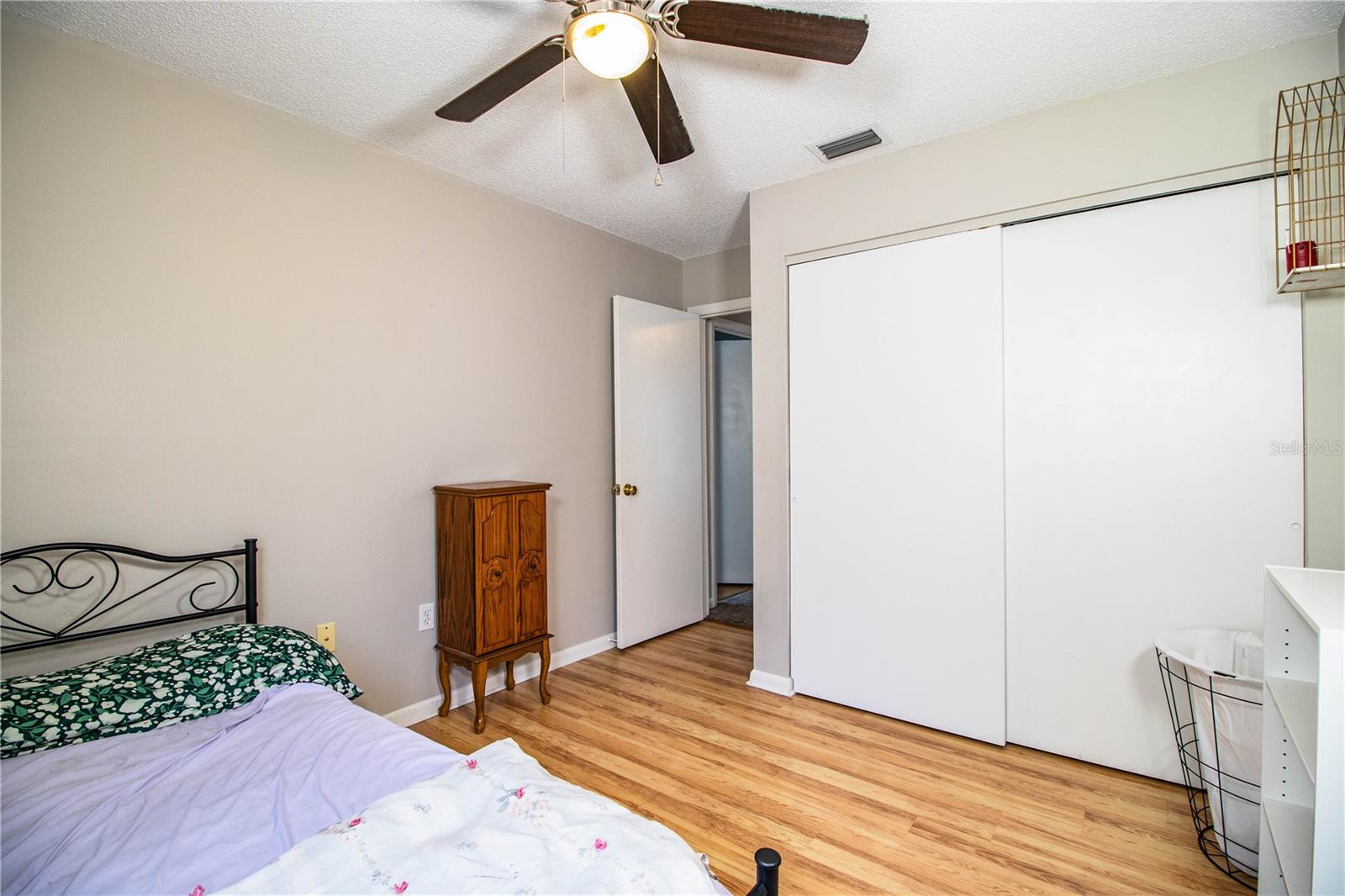 Image 43 of 54 For 3542 Raintree Court