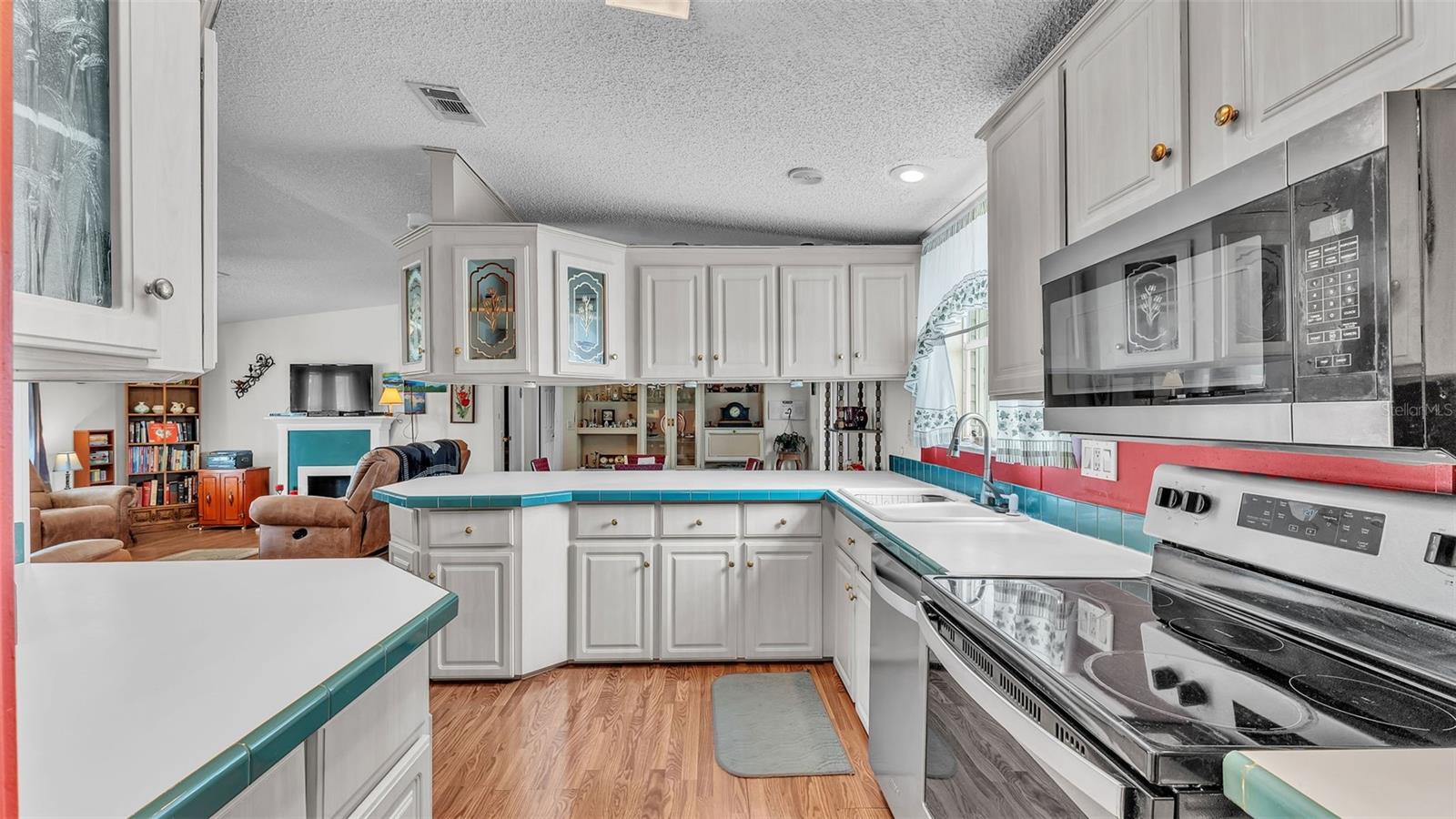 Image 16 of 46 For 6509 Oak Hammock Court