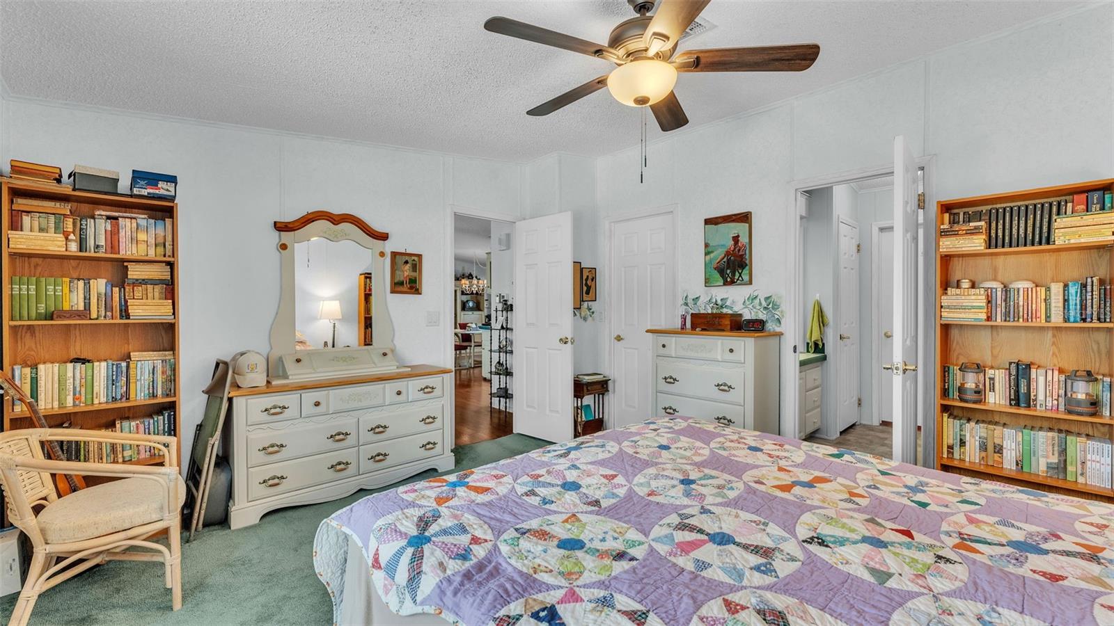 Image 19 of 46 For 6509 Oak Hammock Court