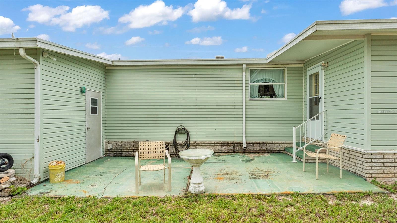 Image 33 of 46 For 6509 Oak Hammock Court