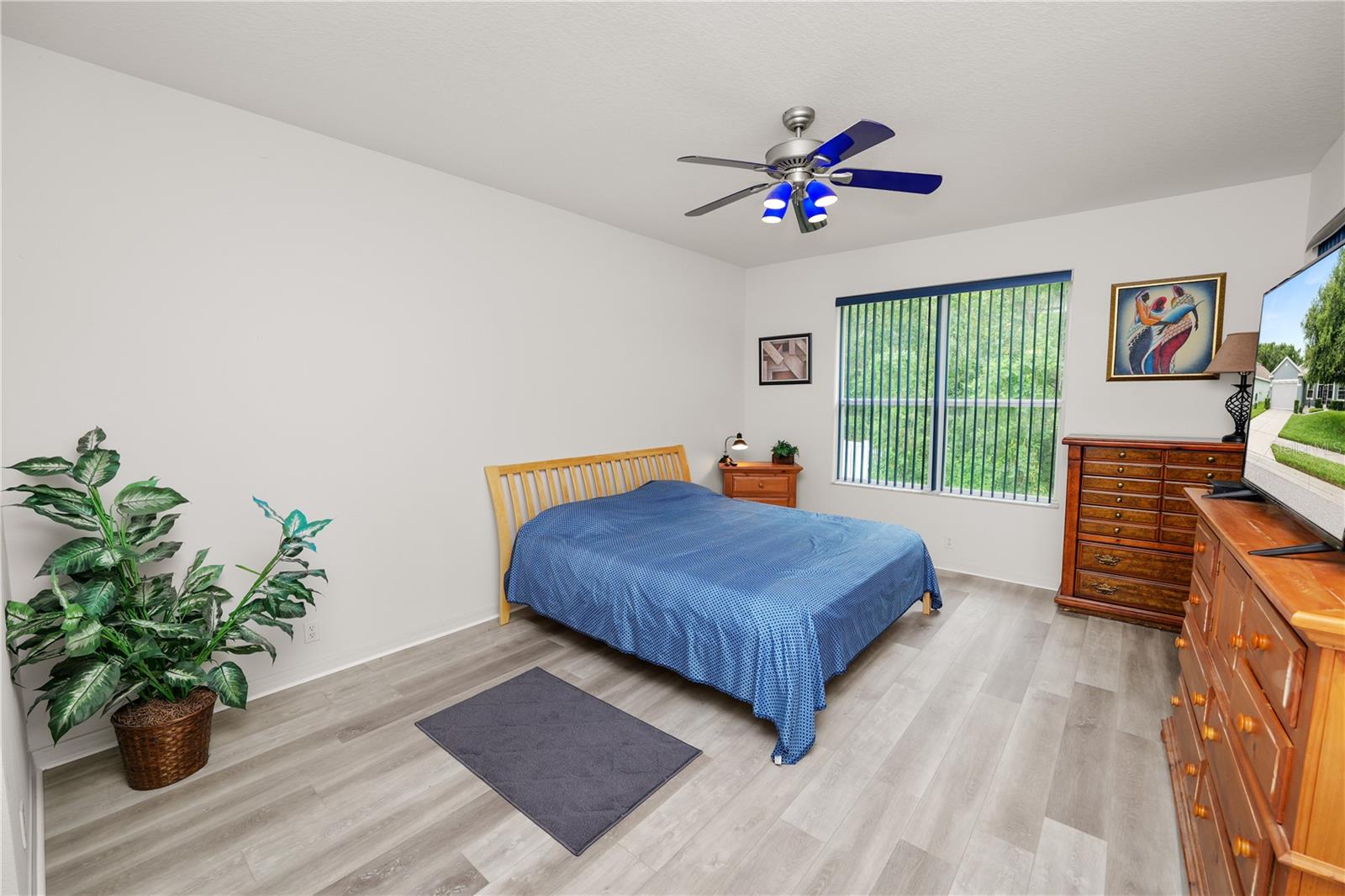 Image 13 of 50 For 4242 Whistlewood Circle