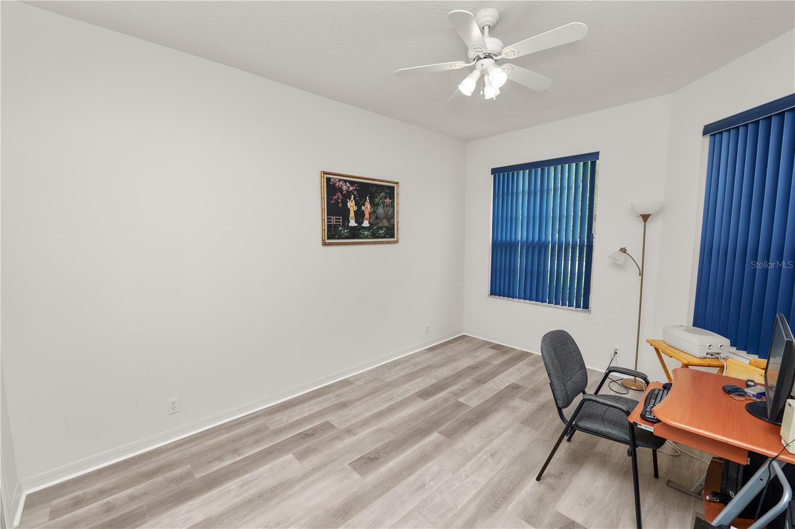 Image 21 of 50 For 4242 Whistlewood Circle